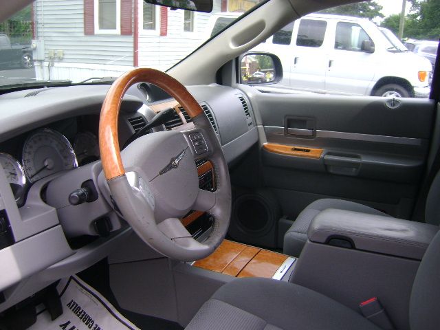 Chrysler Aspen 2007 photo 3