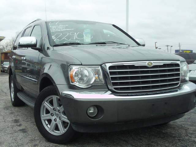 Chrysler Aspen SLT 25 Sport Utility