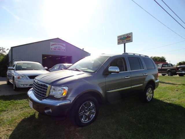 Chrysler Aspen SLT 25 Sport Utility