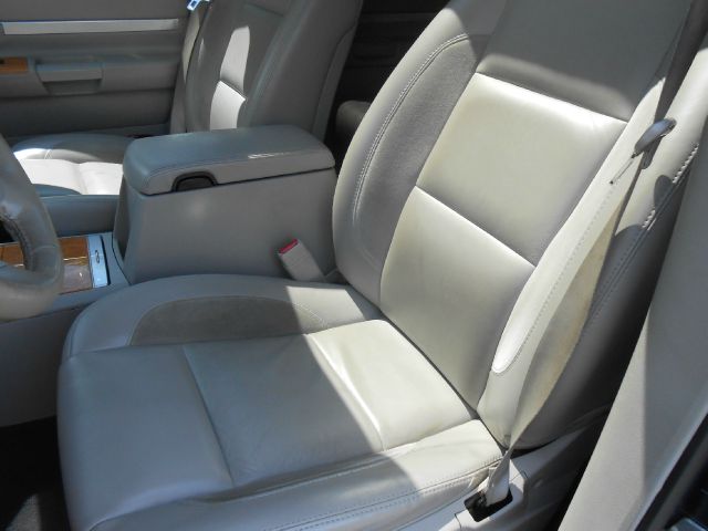 Chrysler Aspen 2008 photo 1