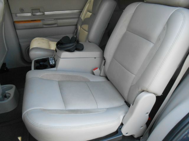 Chrysler Aspen 2008 photo 4