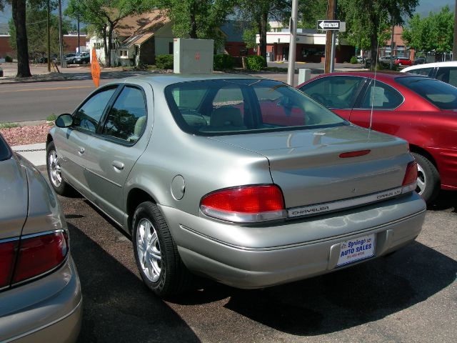 Chrysler Cirrus 1995 photo 2