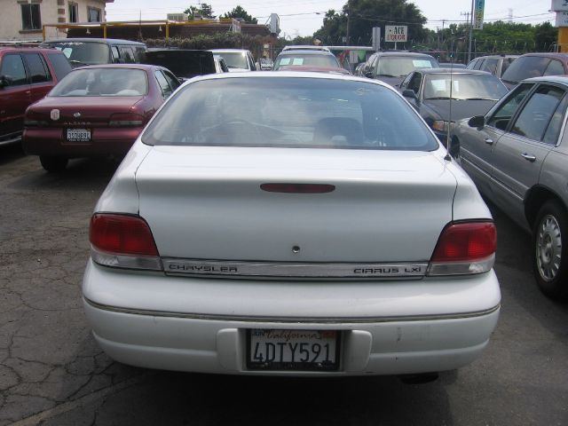 Chrysler Cirrus 1995 photo 2