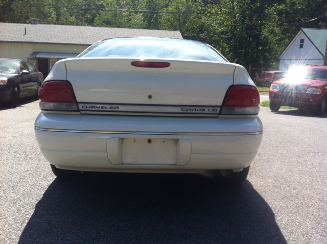 Chrysler Cirrus 1997 photo 18