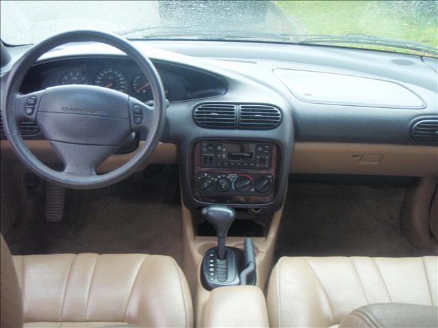 Chrysler Cirrus 1997 photo 2