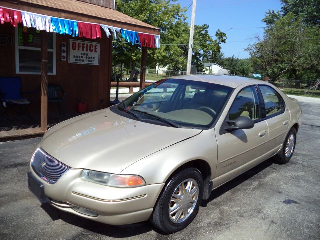 Chrysler Cirrus 1998 photo 2