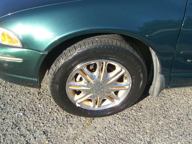 Chrysler Cirrus 1998 photo 3