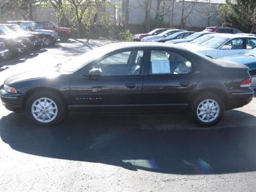 Chrysler Cirrus 1999 photo 4