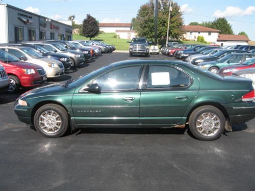 Chrysler Cirrus 1999 photo 2