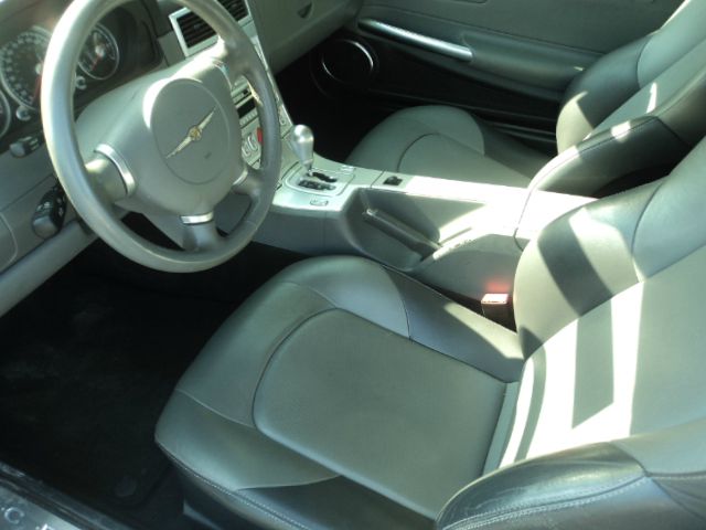 Chrysler Crossfire 2004 photo 2