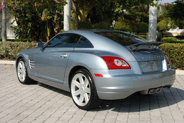 Chrysler Crossfire 2005 photo 2