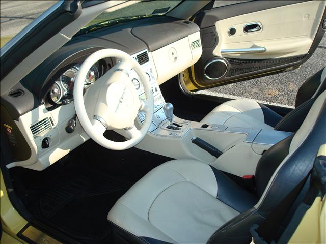 Chrysler Crossfire 2005 photo 4