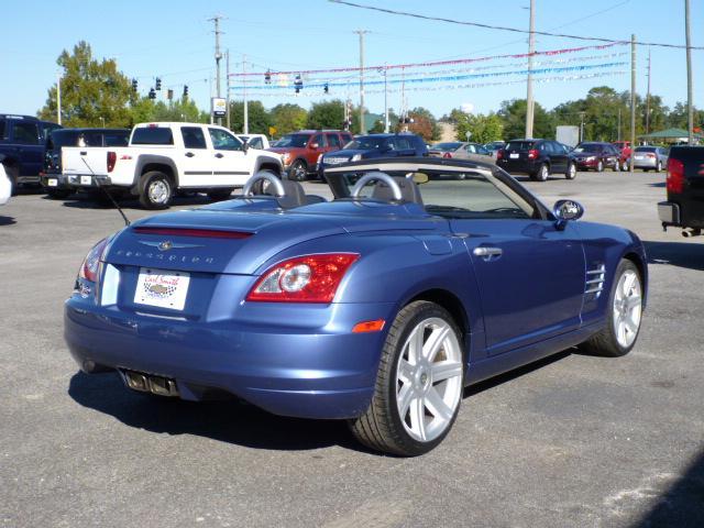 Chrysler Crossfire 2005 photo 2