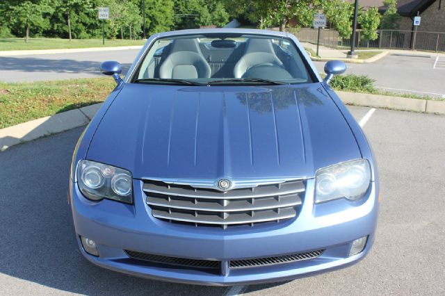 Chrysler Crossfire 2005 photo 2