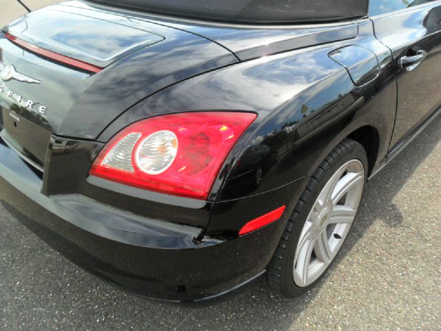 Chrysler Crossfire 2005 photo 14