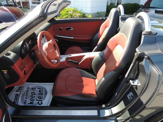 Chrysler Crossfire 2005 photo 21