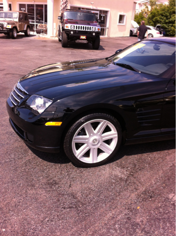 Chrysler Crossfire 2005 photo 2