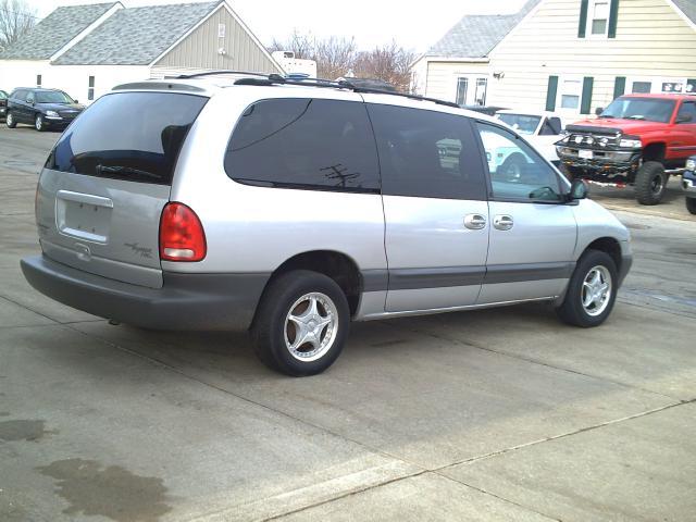 Chrysler Grand Voyager 2000 photo 5