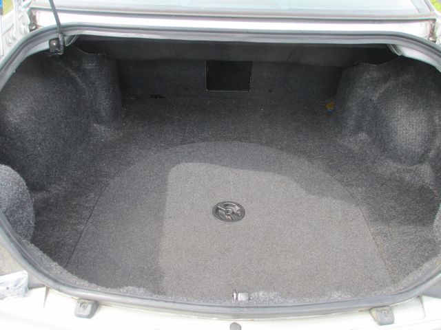 Chrysler LHS 2001 photo 2