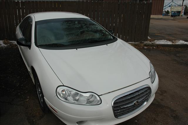 Chrysler LHS 2001 photo 1