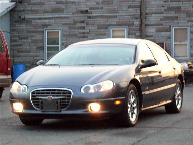 Chrysler LHS 2001 photo 1