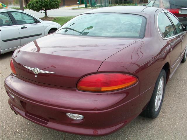 Chrysler LHS 2001 photo 1