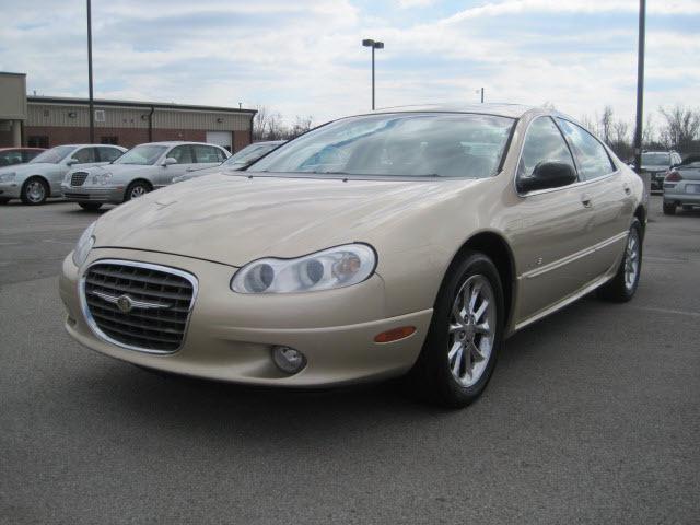 Chrysler LHS 2001 photo 1