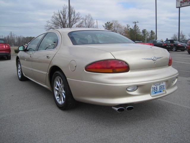 Chrysler LHS 2001 photo 3