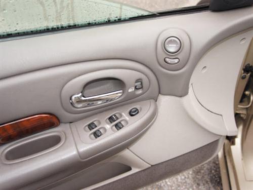 Chrysler LHS 2001 photo 3