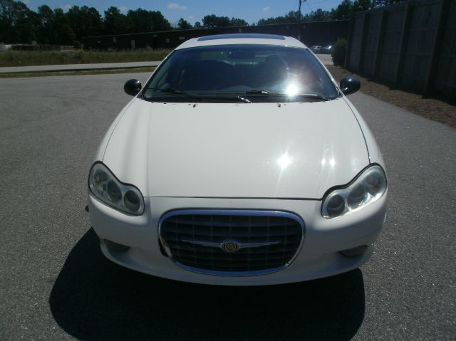 Chrysler LHS 2001 photo 2