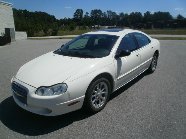 Chrysler LHS 2001 photo 3