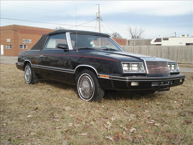 Chrysler Lebaron 1983 photo 2