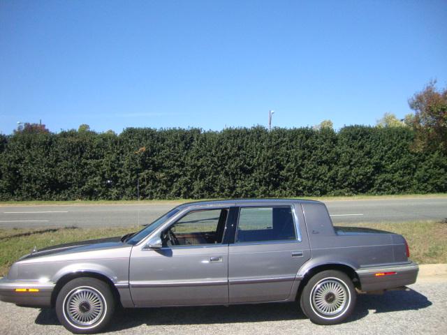 Chrysler New Yorker 1992 photo 3