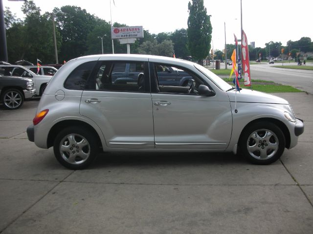 Chrysler PT Cruiser 2001 photo 3