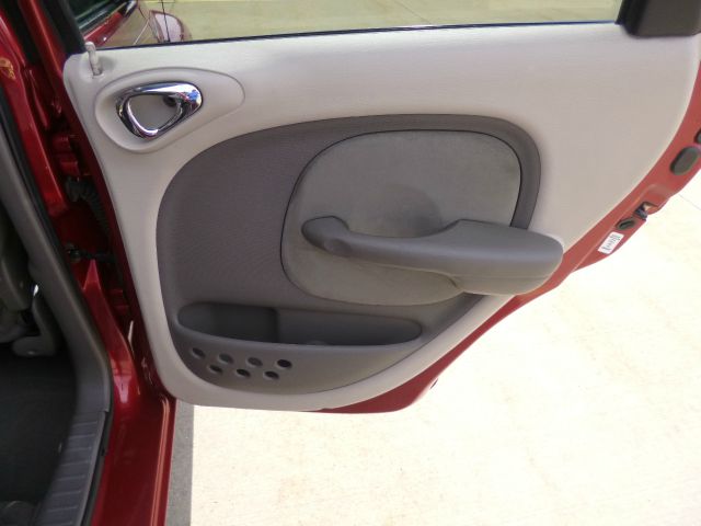 Chrysler PT Cruiser 2001 photo 8