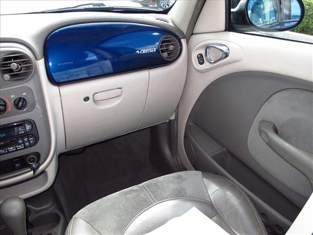 Chrysler PT Cruiser 2001 photo 10