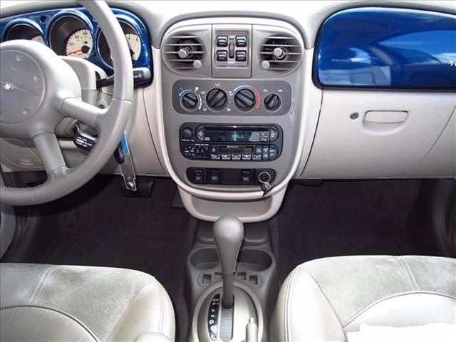 Chrysler PT Cruiser 2001 photo 12