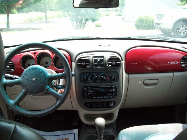 Chrysler PT Cruiser 2001 photo 2