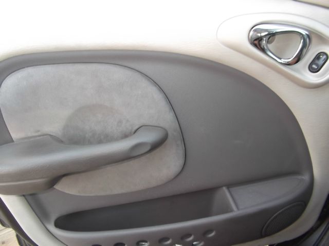 Chrysler PT Cruiser 2001 photo 4