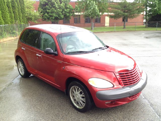 Chrysler PT Cruiser Base SUV