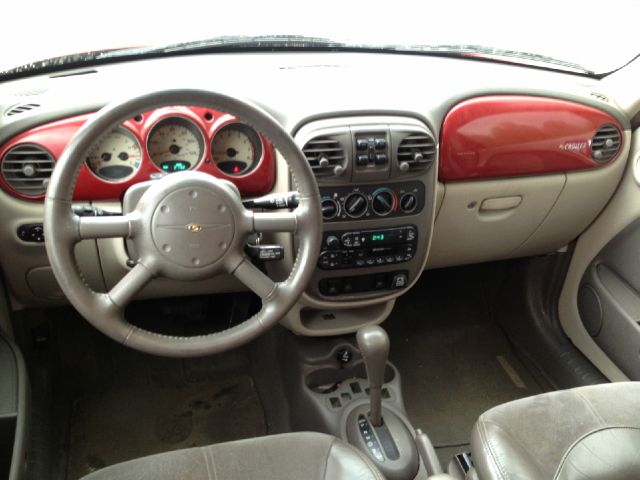 Chrysler PT Cruiser 2001 photo 2