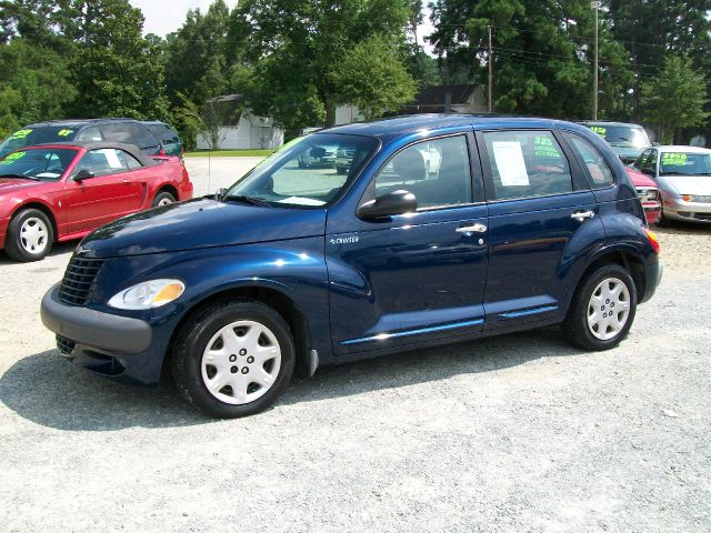 Chrysler PT Cruiser Base SUV