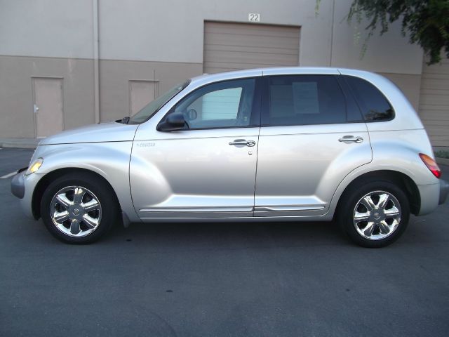 Chrysler PT Cruiser 2002 photo 2