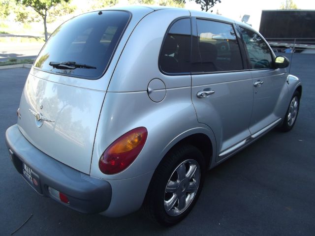 Chrysler PT Cruiser 2002 photo 3