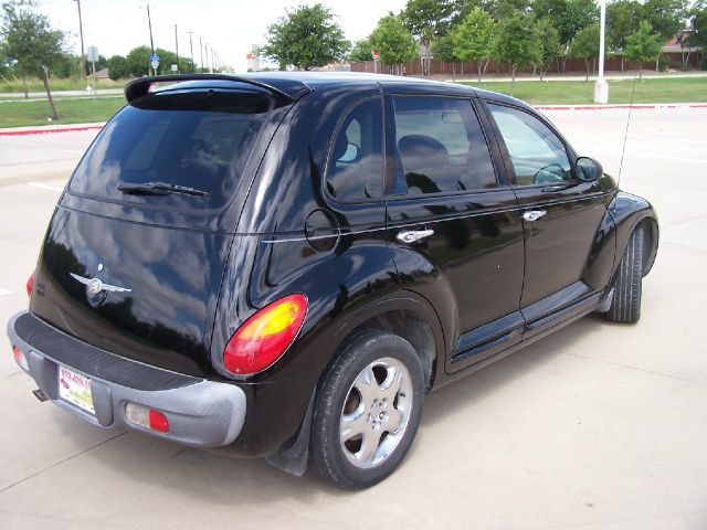 Chrysler PT Cruiser 2002 photo 1