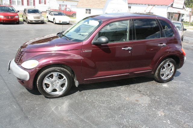 Chrysler PT Cruiser 2002 photo 2