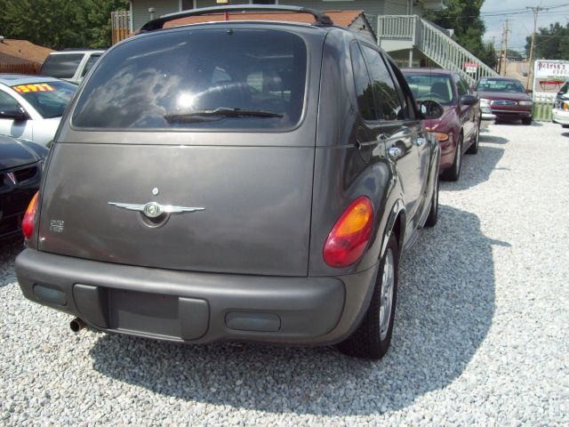 Chrysler PT Cruiser 2002 photo 2