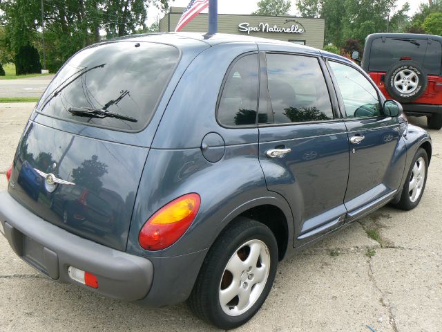 Chrysler PT Cruiser 2002 photo 3