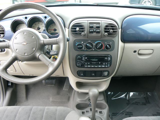 Chrysler PT Cruiser 2002 photo 30