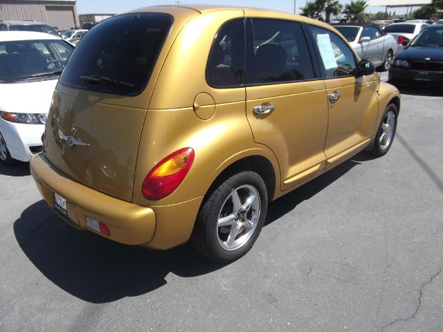 Chrysler PT Cruiser 2002 photo 1